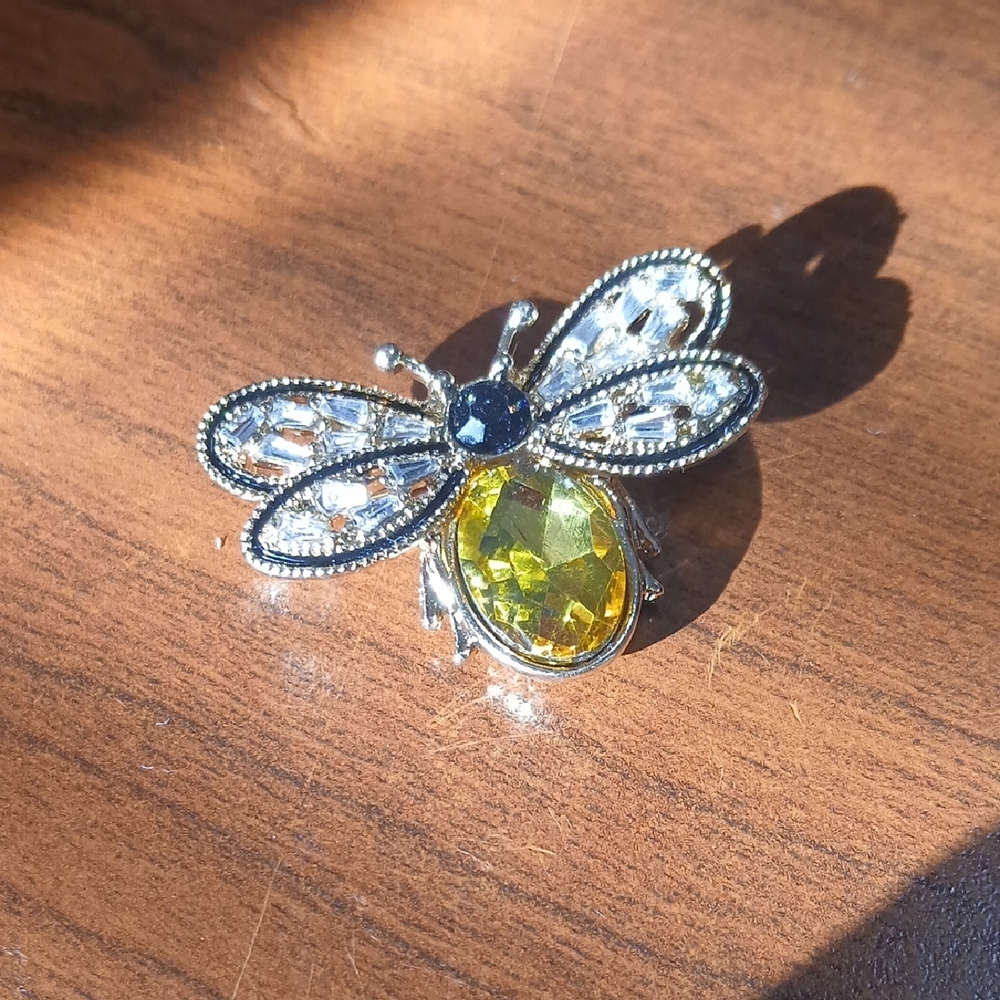 Elegant Silver and Yellow Bee Brooch